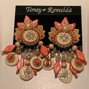 VINTAGE TONEY & ROMELDA CLIP ON EARRINGS.